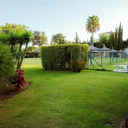 Apartamentos Sotogrande Con Piscina Y Garaje Apartment *