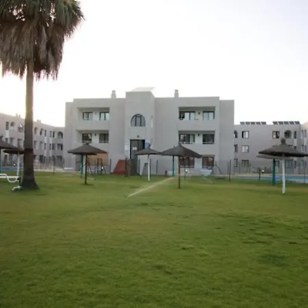Apartamentos Sotogrande Con Piscina Y Garaje Apartment *