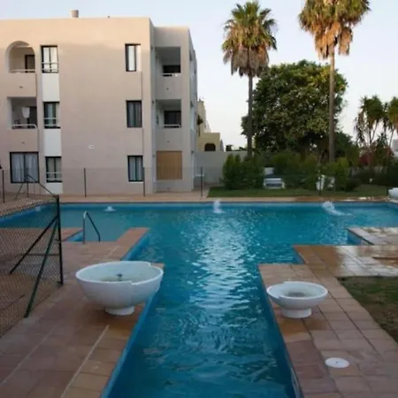 Apartment Apartamentos Sotogrande Con Piscina Y Garaje